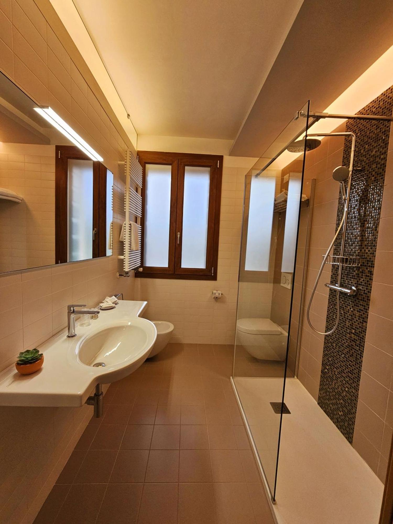 Casa Nostra Hotel Selva Del Montello Luaran gambar